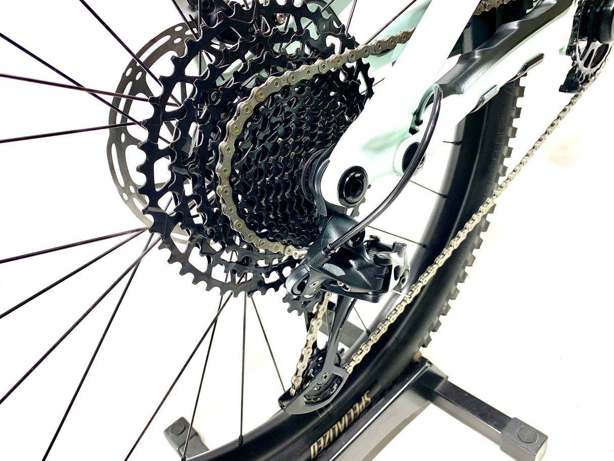 2025 Specialized Status 2 170 Sram NX Eagle 1X12 Size: S0 (Preowned)