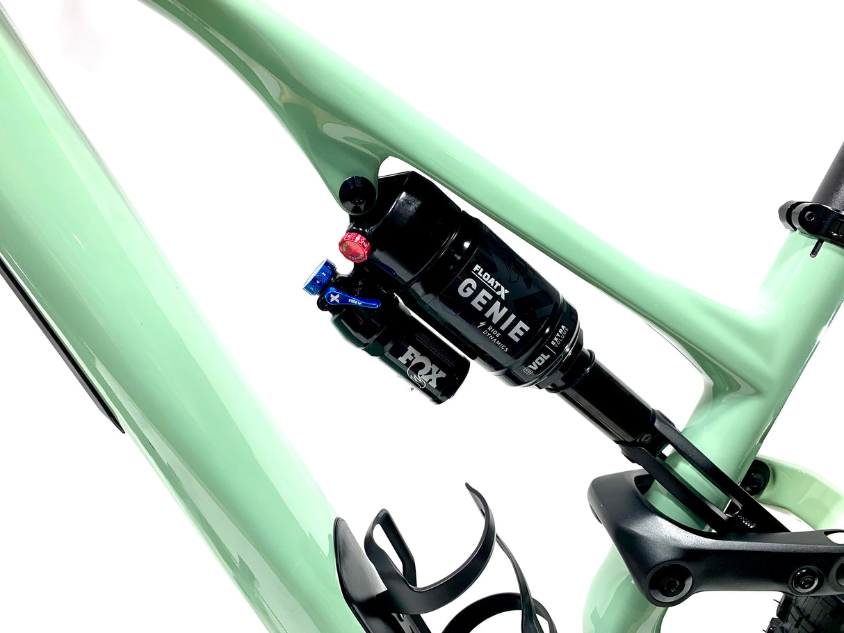 2026 Specialized Stumpjumper 15 Evo Expert 29 SRAM GX AXS 1X12 Size: S3 (Preowned)
