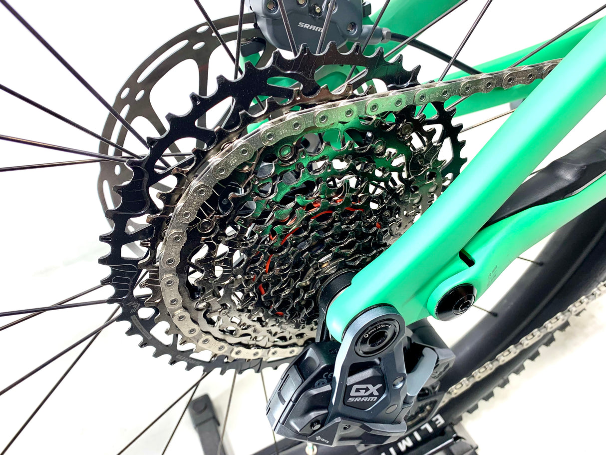 2025 Specialized Stumpjumper 15 Expert 29 SRAM GX AXS 1X12 Size: S3 (Preowned)