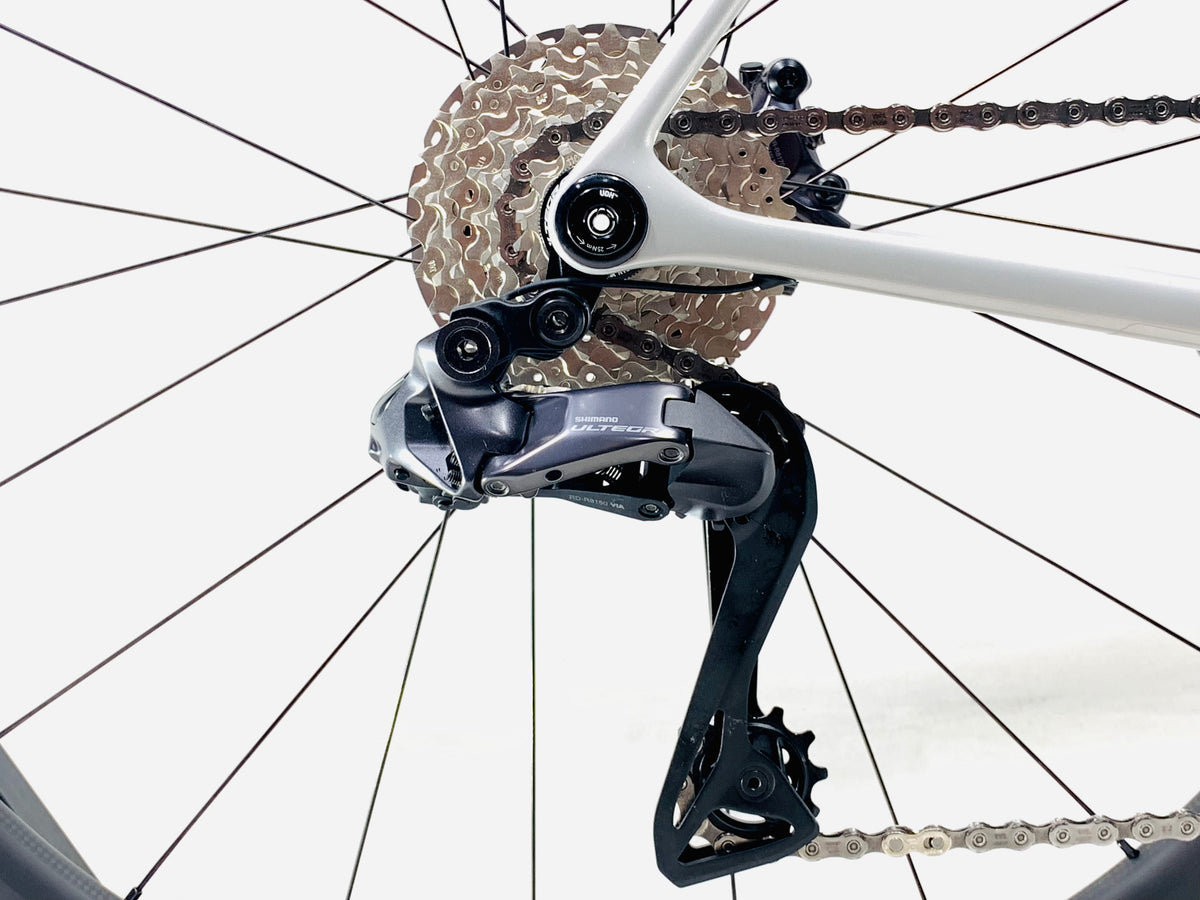2027 Specialized Aethos 2 Expert Shimano Ultegra Di2 Size: 56cm (Preowned)