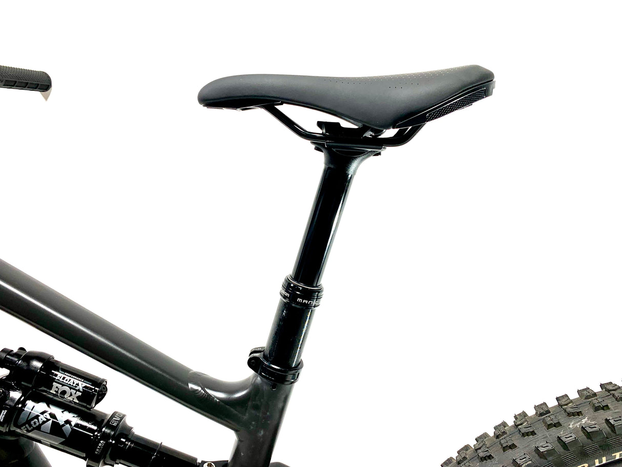 2025 Specialized Status 2 170 Sram NX Eagle 1X12 Size: S0 (Preowned)