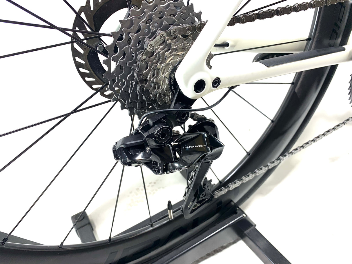 2024 Specialized S-Works Tarmac SL8 Dura Ace 2X12 Size: 54cm (Preowned)