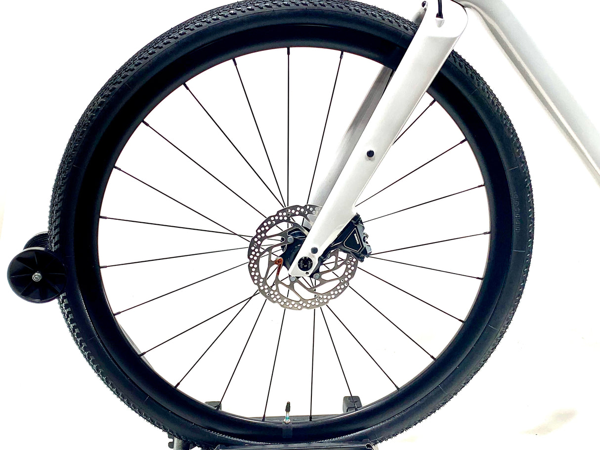 2027 Specialized Sirrus X 5.0 Carbon Shimano Size: Large (Preowned)