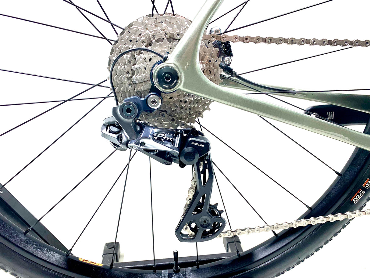 Open U.P. Carbon Gravel GRX Di2 2X11 Size: Large (Preowned)