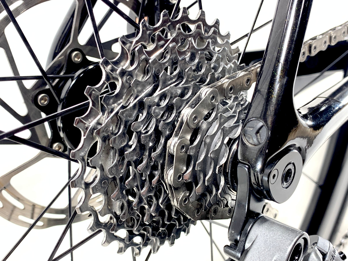2023 Giant TCR Advanced Pro 1 SRAM Rival AXS 2X12 Size: ML(Preowned)