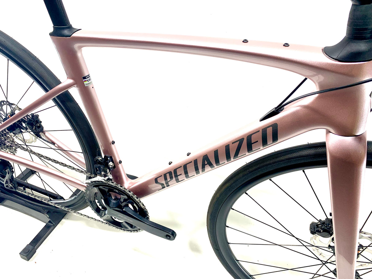2025 Specialized Roubaix SL8 Sport Shimano 105 12-Speed Size: 54cm (Preowned)