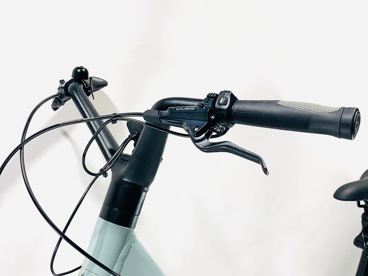 2027 Specialized Turbo Como 5.0 IGH E-Bike Size: Medium (Preowned)