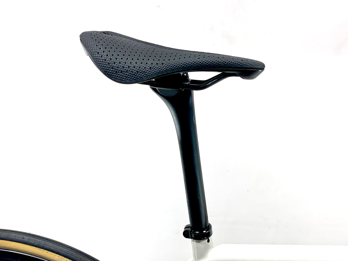 2027 Specialized Aethos 2 Pro Sram Force Size: 56cm (Preowned)