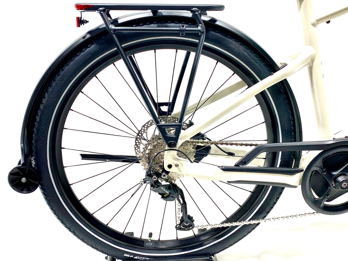 2023 Specialized Turbo Vado 3.0 E-Bike Size: XL (Preowned)