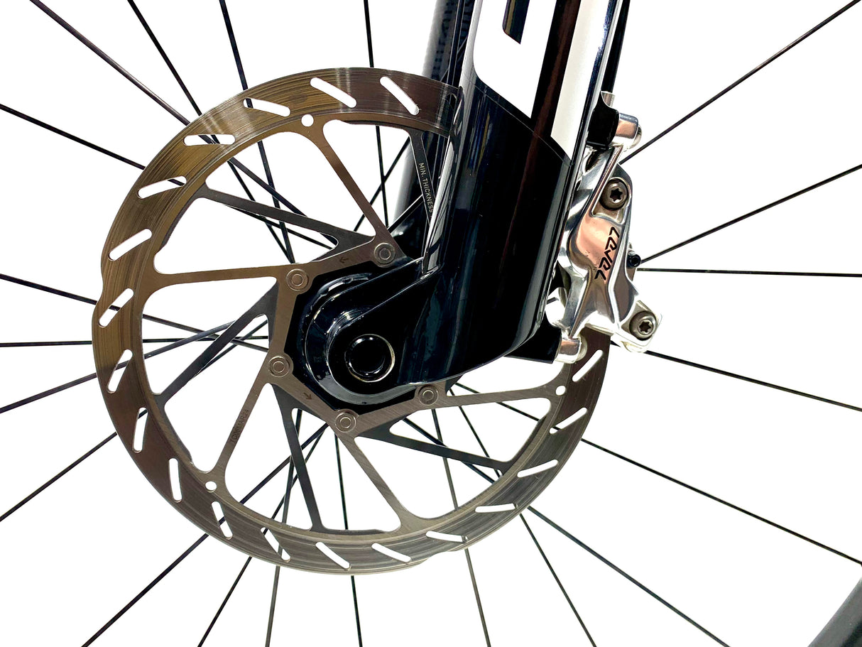 2025 Santa Cruz Blur CC Carbon Sram XX AXS RSV Wheels Size: Large (Preowned)