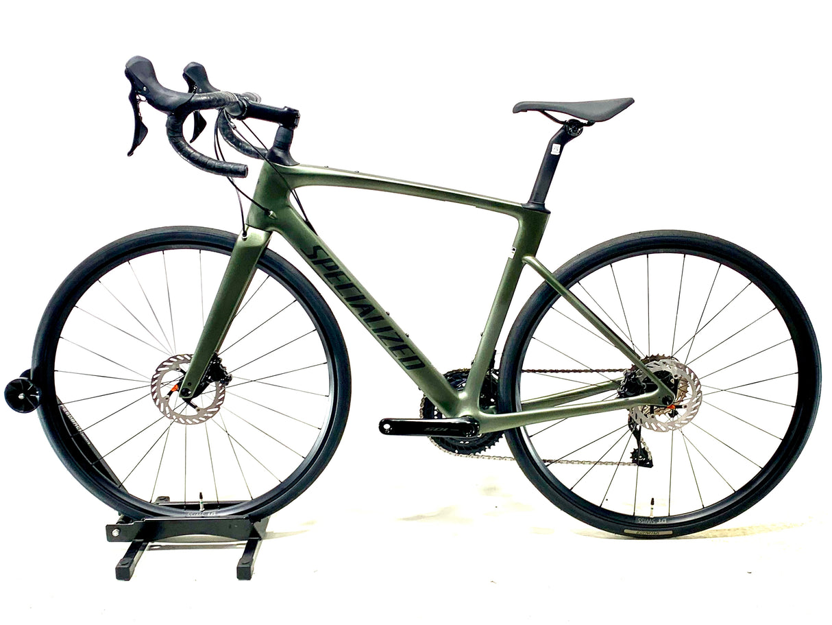 2027 Specialized Roubaix SL8 Sport Shimano 105 12-Speed Size: 56cm (Preowned)