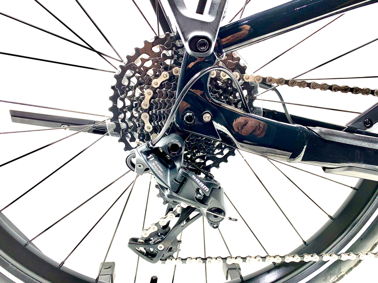 2023 Specialized Turbo Como 4.0 E-Bike Size: Large (Preowned)