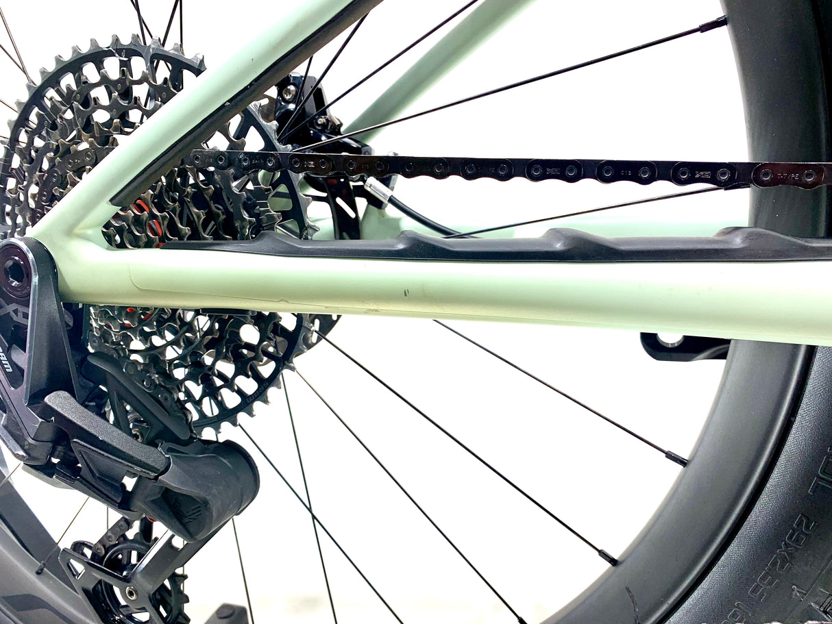 2024 Specialized Epic 8 Evo Pro SRAM X0 AXS Size: Medium (Preowned)