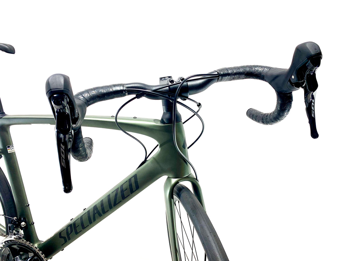 2027 Specialized Roubaix SL8 Sport Shimano 105 12-Speed Size: 56cm (Preowned)