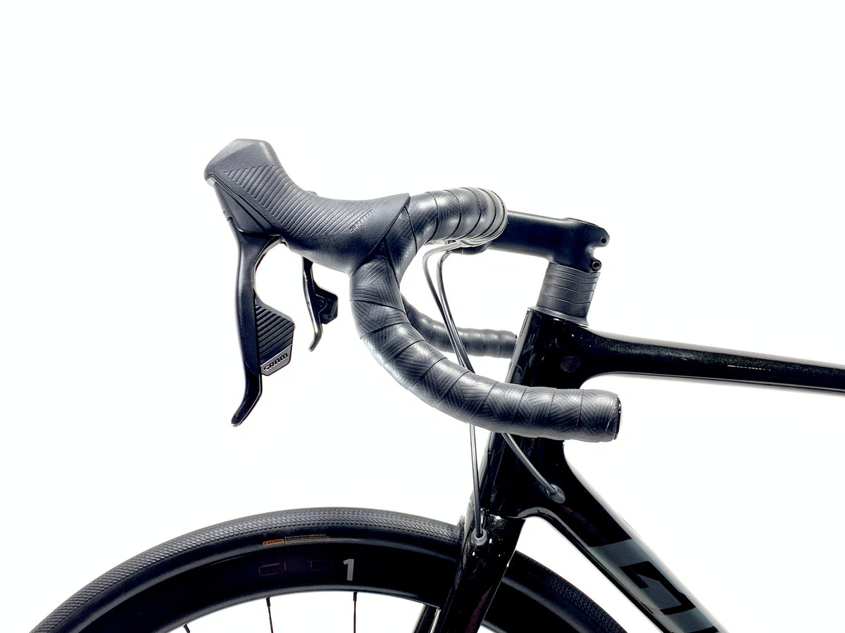 2023 Giant TCR Advanced Pro 1 SRAM Rival AXS 2X12 Size: ML(Preowned)
