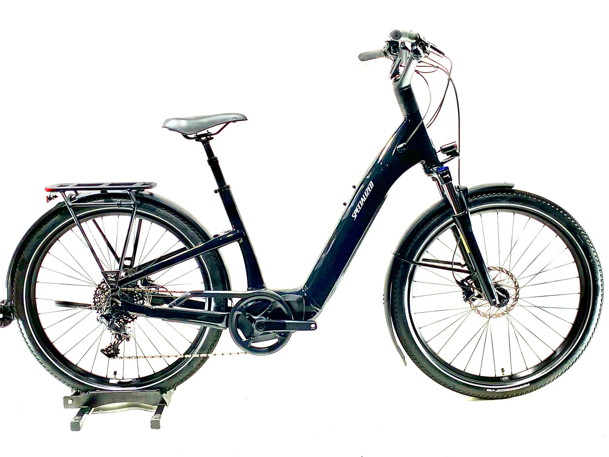 2023 Specialized Turbo Como 4.0 E-Bike Size: Large (Preowned)