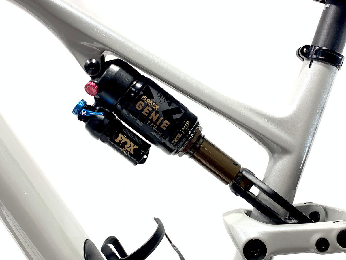 2026 Specialized S-Works Stumpjumper 15 Evo XTR Di2 Size: S4 (Preowned)