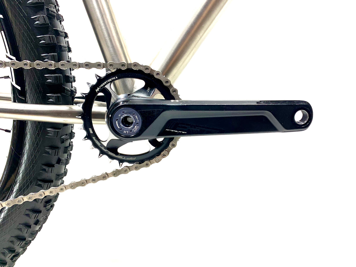 Lynskey Sequel Titanium 27.5 HT Shimano SLX 1x11 Size: Small (Preowned)