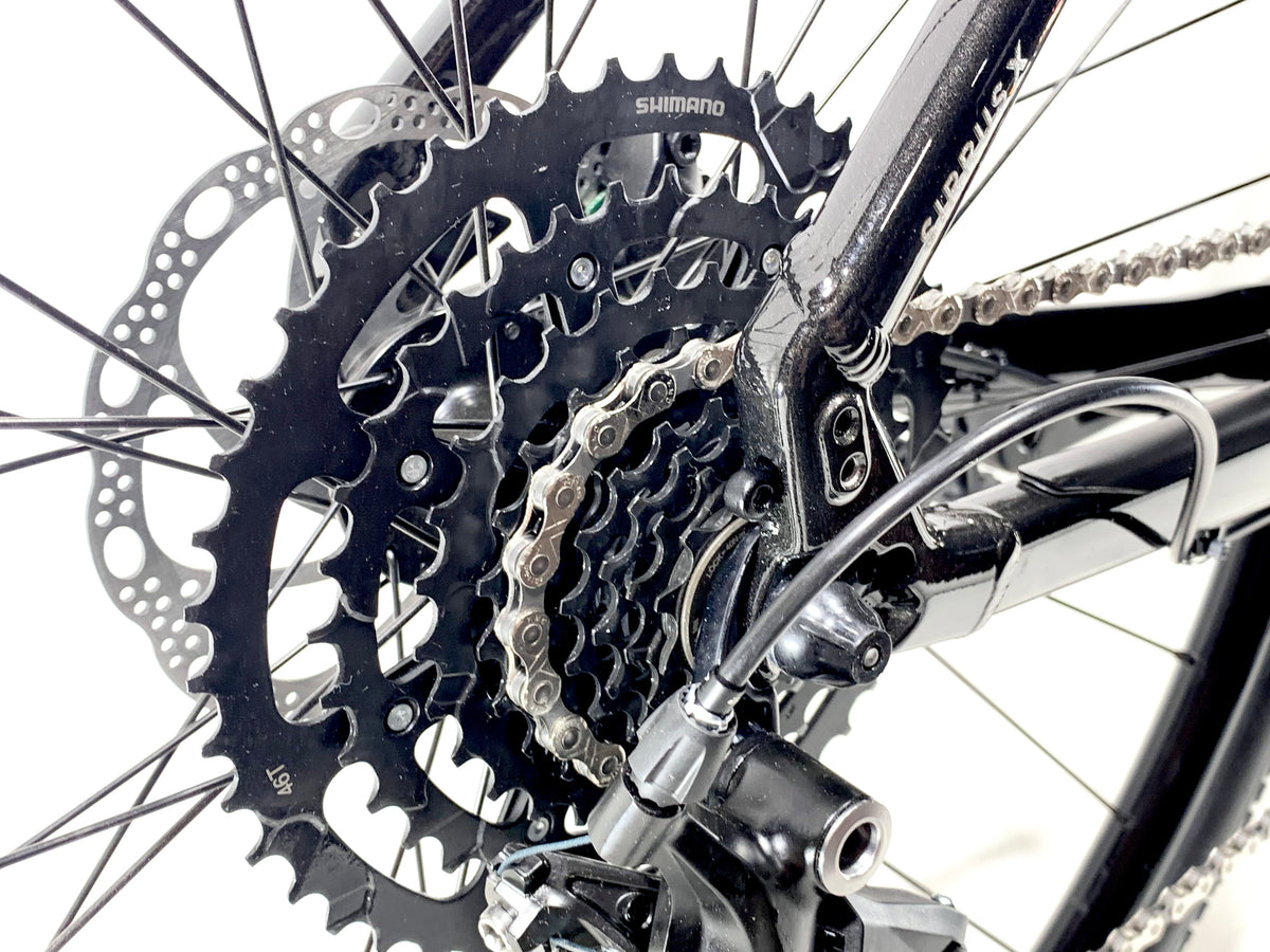 2027 Specialized Sirrus X 2.0 Shimano Size: XL (Preowned)