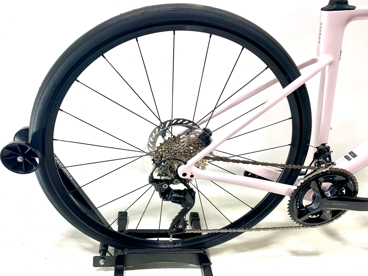 2027 Specialized Roubaix SL8 Sport Shimano 105 12-Speed Size: 56cm (Preowned)