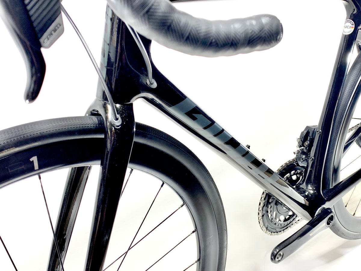 2023 Giant TCR Advanced Pro 1 SRAM Rival AXS 2X12 Size: ML(Preowned)