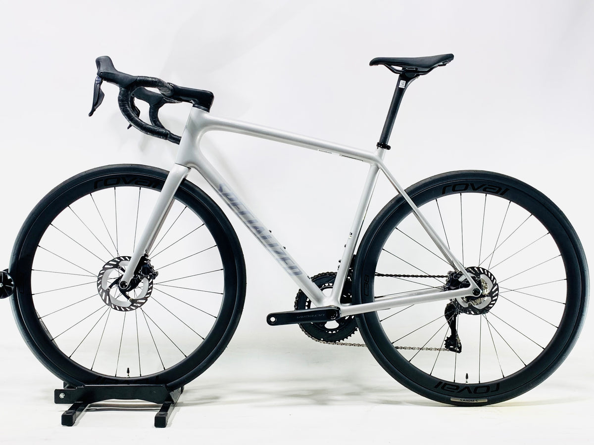 2027 Specialized Aethos 2 Expert Shimano Ultegra Di2 Size: 56cm (Preowned)