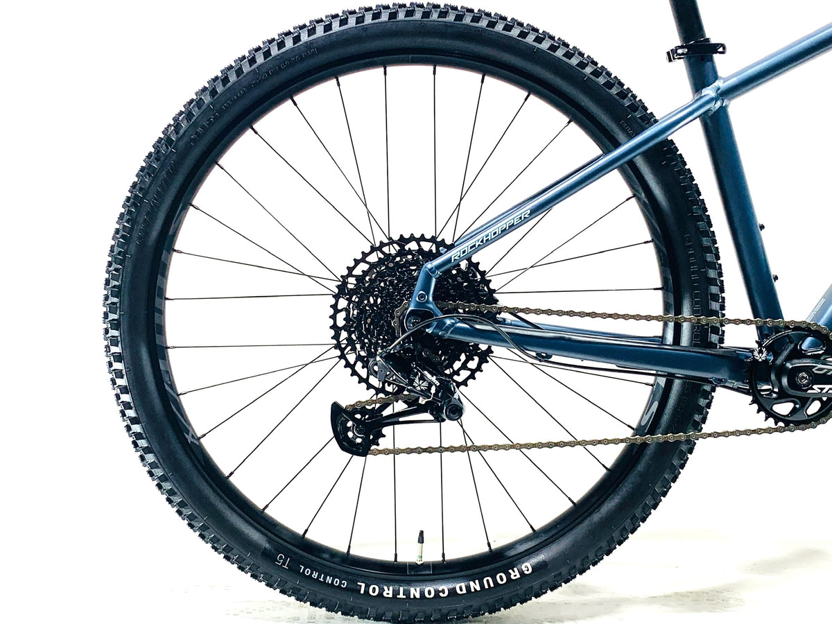 2025 Specialized Rockhopper Expert 29" size: Medium (Preowned)