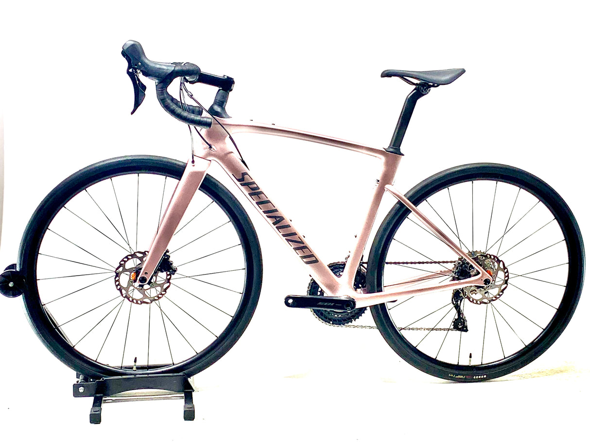 2025 Specialized Roubaix SL8 Sport Shimano 105 12-Speed Size: 54cm (Preowned)