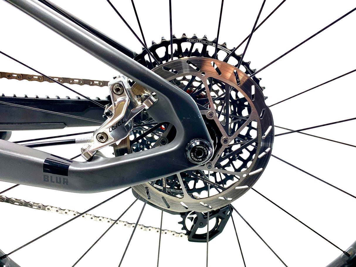 2025 Santa Cruz Blur CC Carbon Sram XX AXS RSV Wheels Size: Large (Preowned)