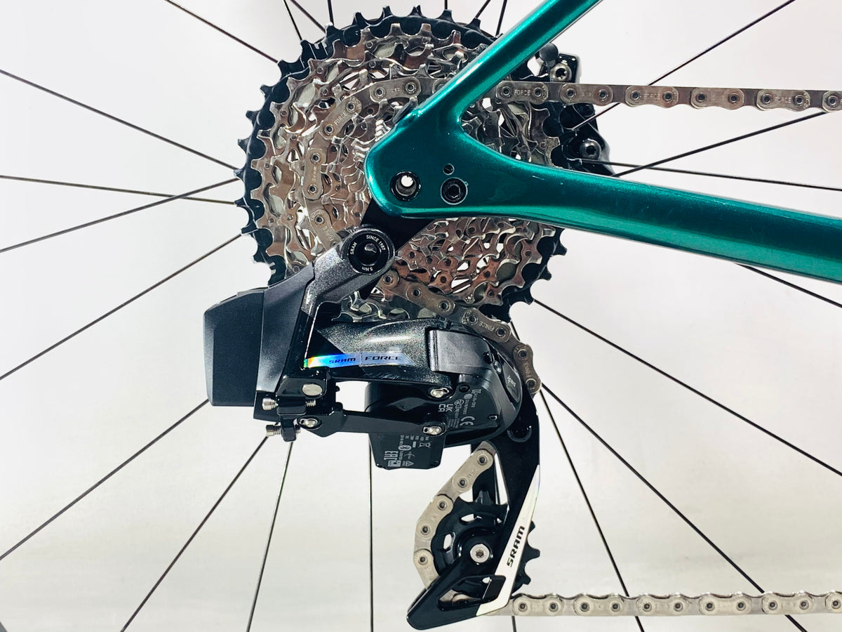 2024 Specialized Roubaix SL8 Pro Force AXS Size: 52cm (Preowned)