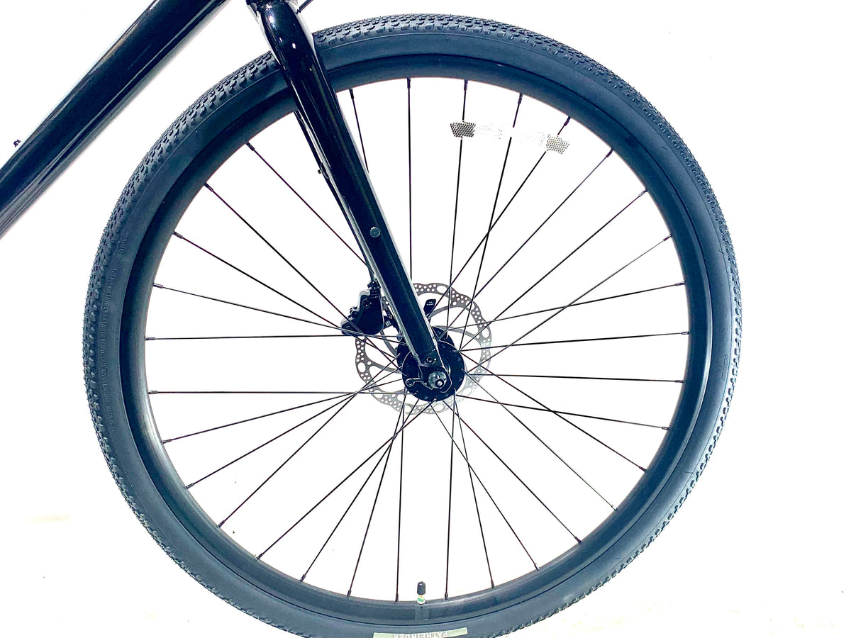 2027 Specialized Sirrus X 2.0 Shimano Size: XL (Preowned)
