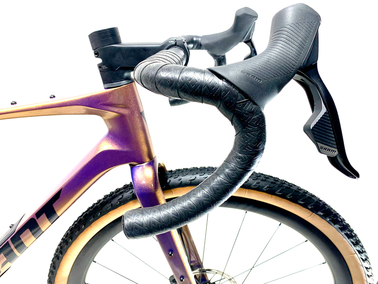 2025 Giant Revolt Advanced Pro 1 Sram Rival AXS 2X12 Size: Small (Preowned)