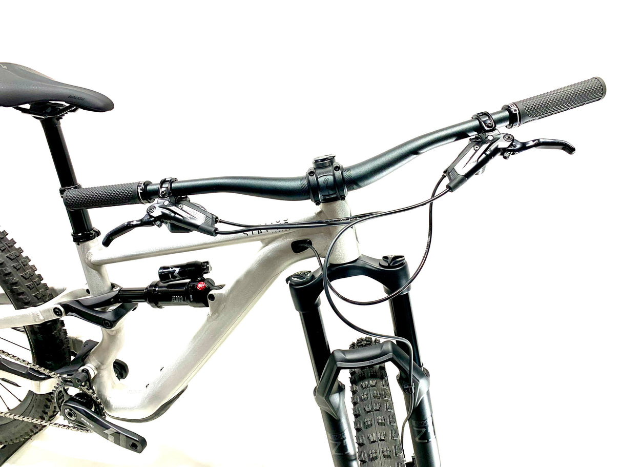 2025 Specialized Status 2 170 Sram NX Eagle 1X12 Size: S0 (Preowned)