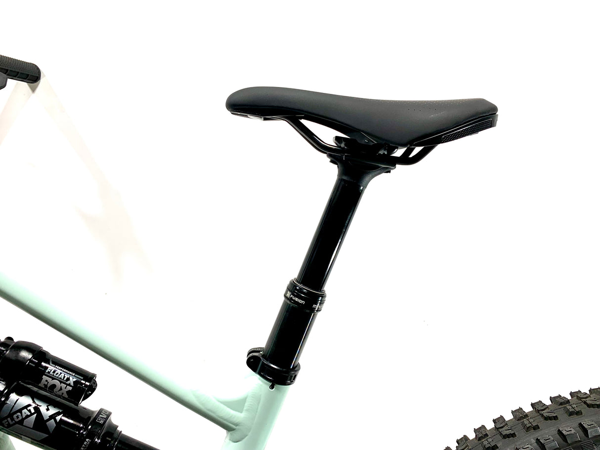 2025 Specialized Status 2 170 Sram NX Eagle 1X12 Size: S0 (Preowned)