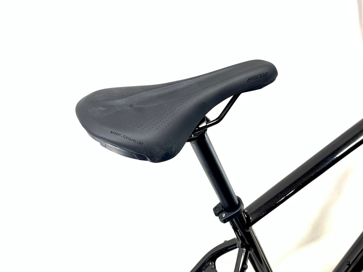 2027 Specialized Sirrus X 2.0 Shimano Size: XL (Preowned)
