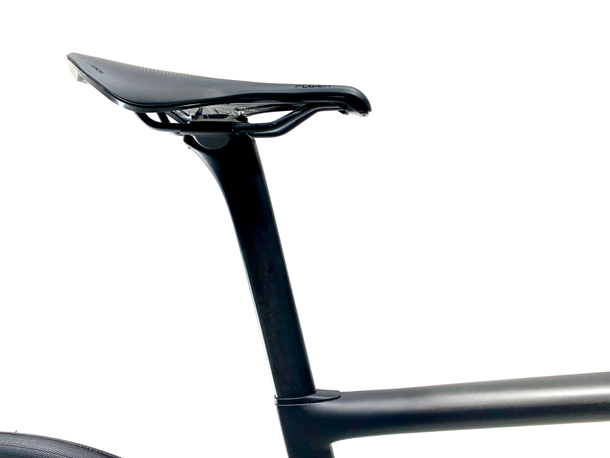 2024 Specialized Tarmac SL8 Pro Force AXS Size: 56cm (Preowned)