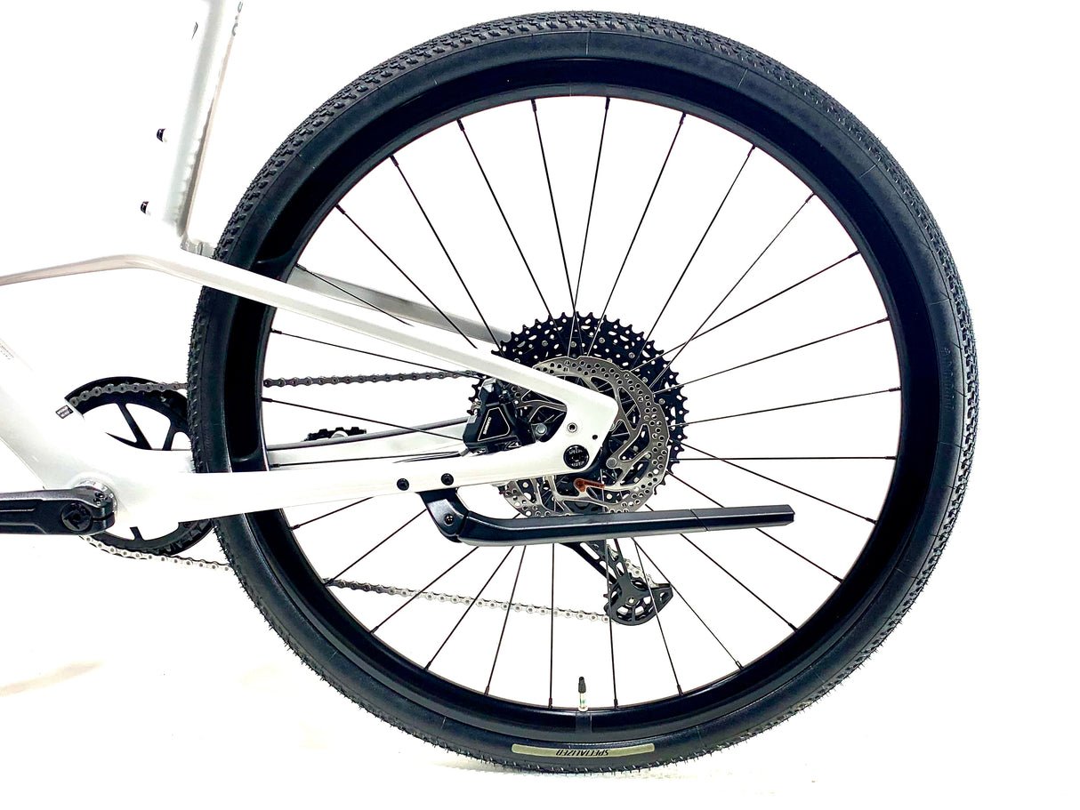 2027 Specialized Sirrus X 5.0 Carbon Shimano Size: Large (Preowned)