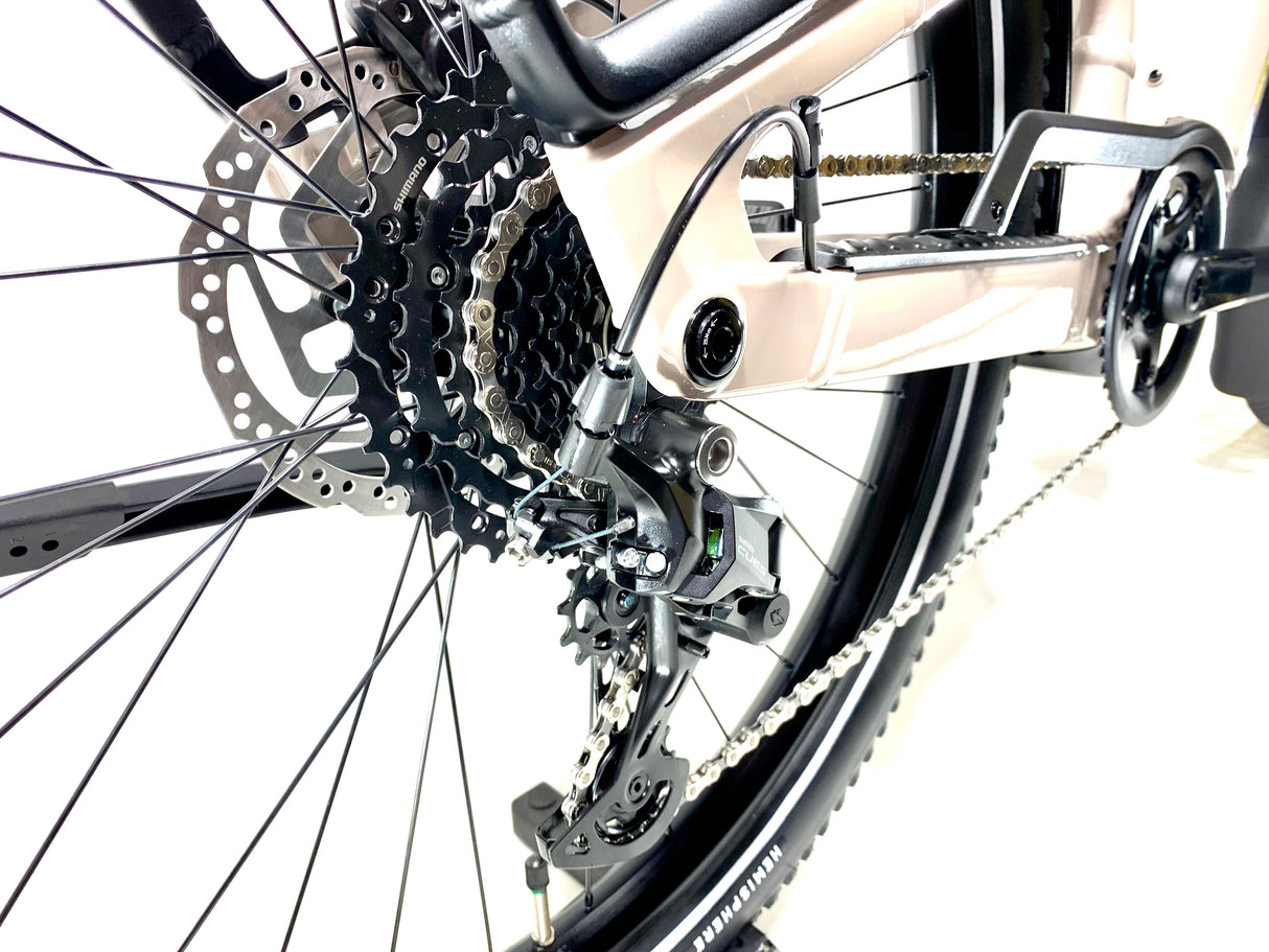 2027 Specialized Turbo Vado 3 Evo 4.0 Size: Medium (Preowned)