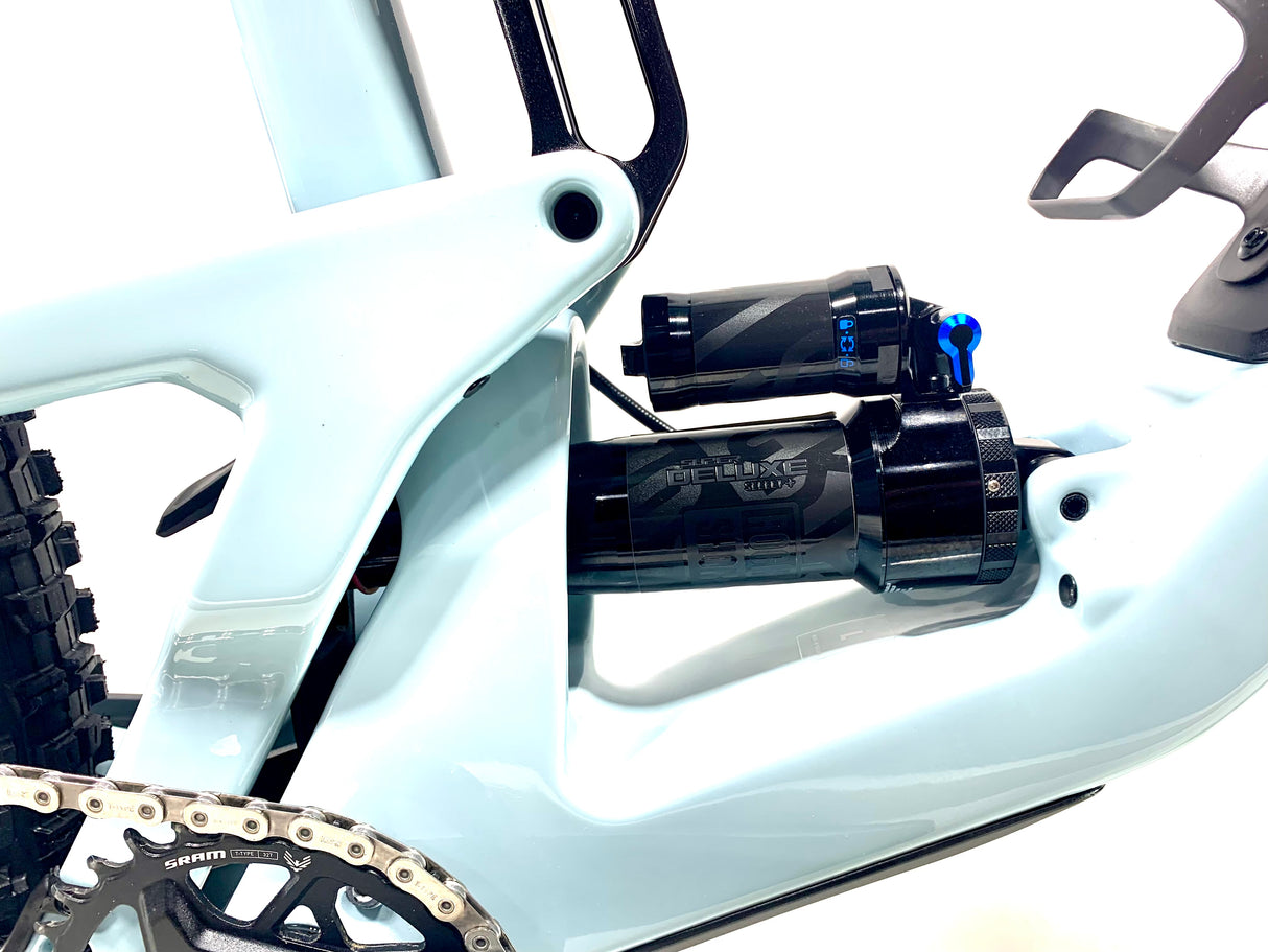2025 Santa Cruz 5010 Carbon C Sram GX AXS Size: Large (Preowned)