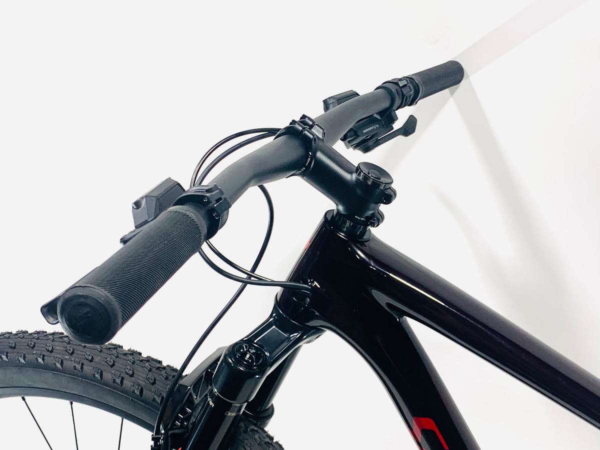 2027 Specialized Epic Hardtail Comp 29 SRAM Eagle 70 Size: Medium (Preowned)