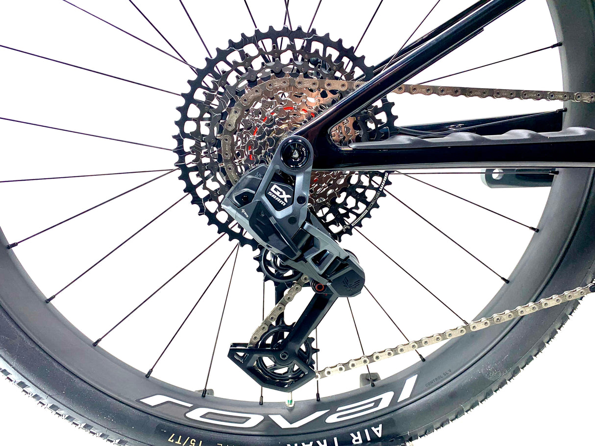 2027 Specialized Epic 9 Expert SRAM GX AXS 1X12 Size: Medium (Preowned)