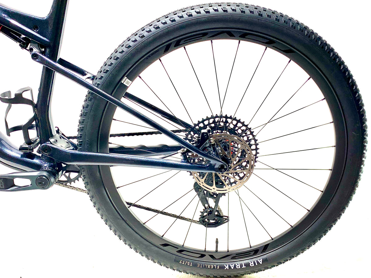 2027 Specialized Epic 9 Pro SRAM X0 AXS 1X12 Size: XL (Preowned)