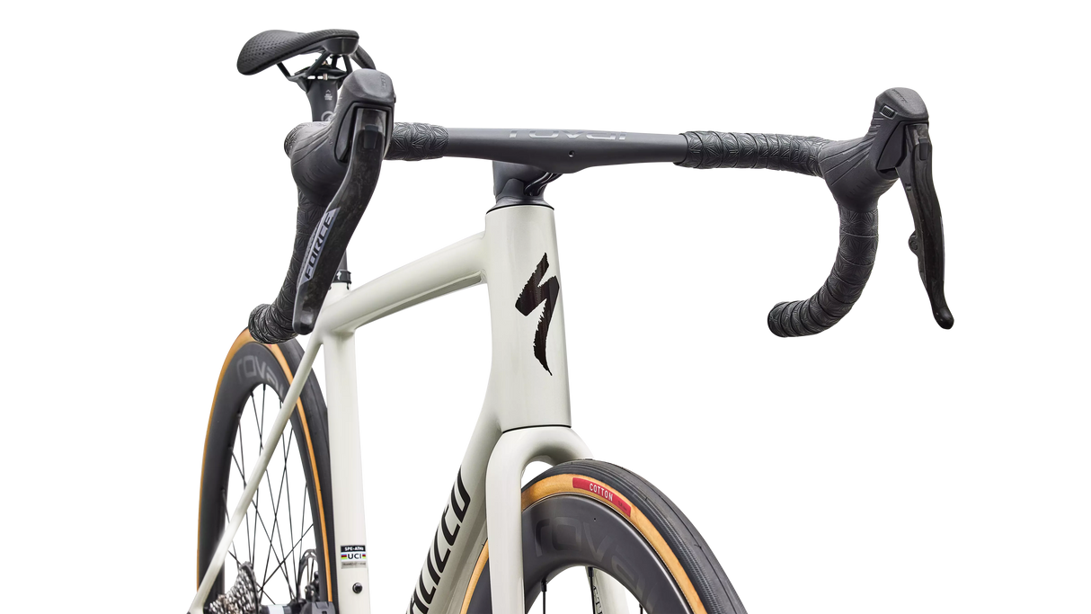 2027 Specialized Aethos 2 Pro Sram Force Size: 56cm (Preowned)