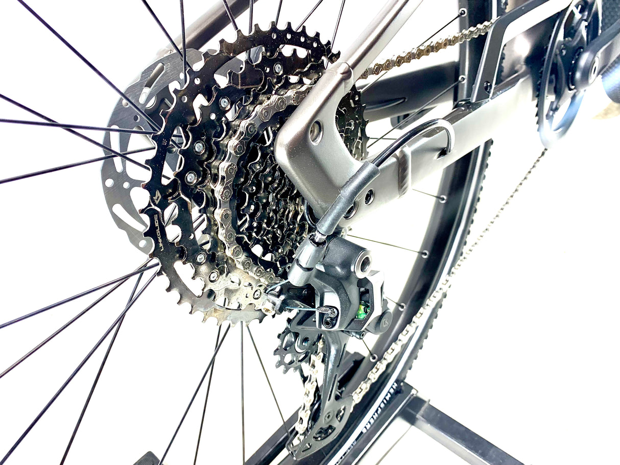 2027 Specialized Turbo Vado SL 2 4.0 Size: Large (Preowned)