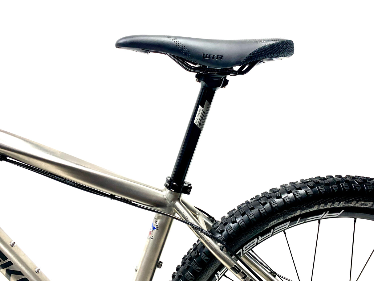 Lynskey Sequel Titanium 27.5 HT Shimano SLX 1x11 Size: Small (Preowned)