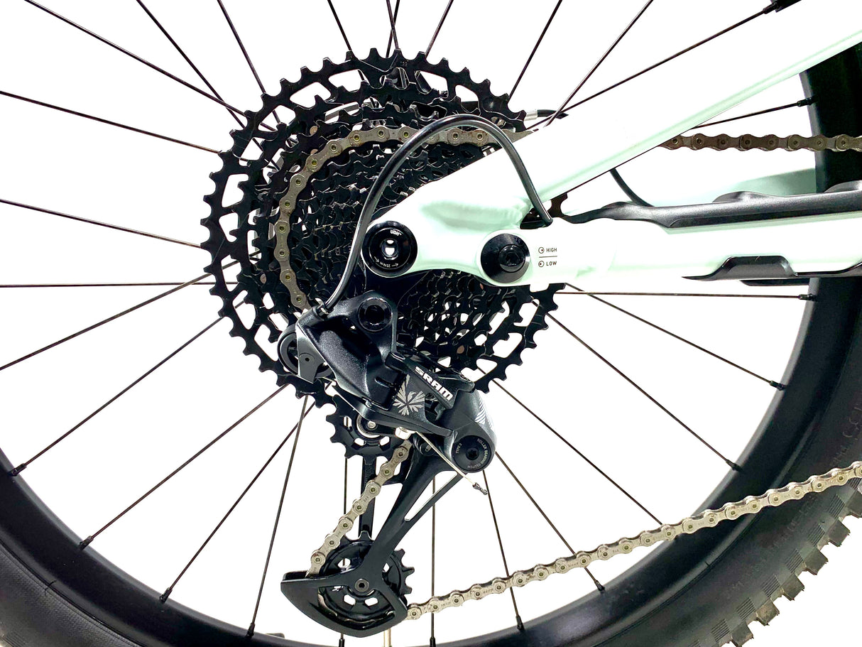 2025 Specialized Status 2 170 Sram NX Eagle 1X12 Size: S0 (Preowned)