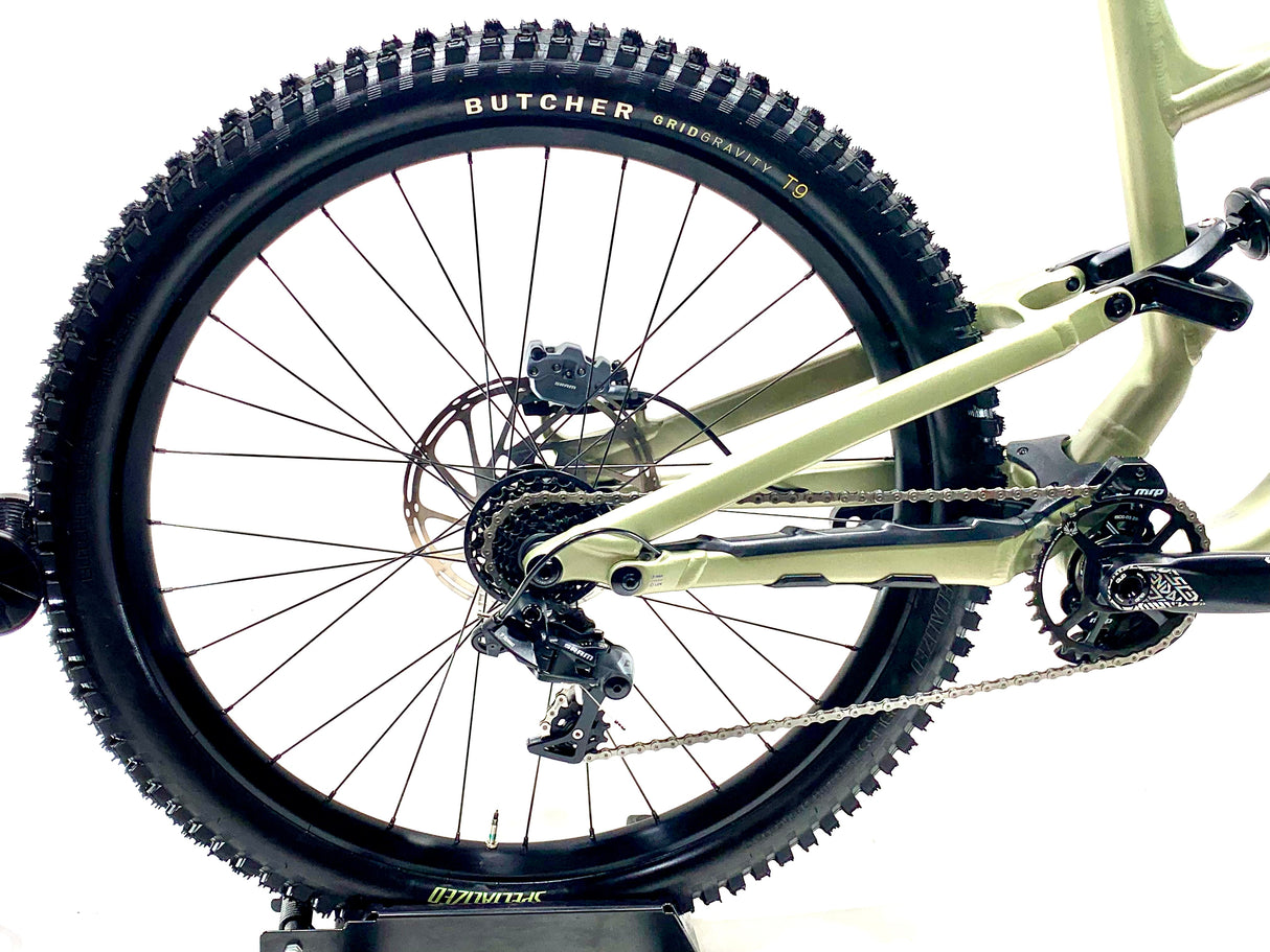 2024 Specialized Status 2 170 DH SRAM GX 1X7 Size: S5 Large (Preowned)