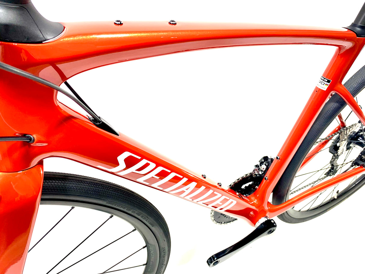2027 Specialized Roubaix SL8 Shimano Tiagra Size: 56cm (Preowned)