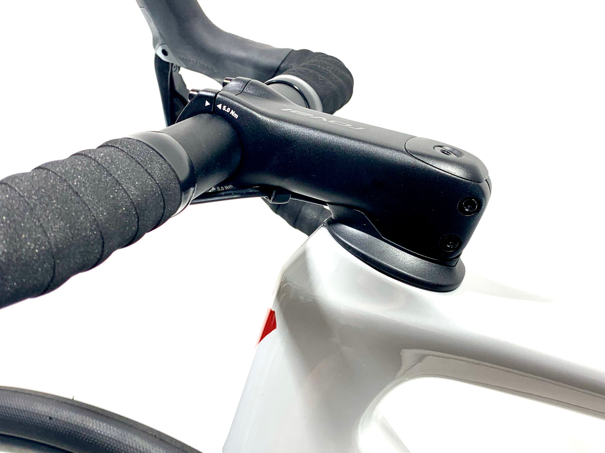 2027 Specialized Tarmac SL9 Comp - Shimano 105 Di2 Size: 56cm (Preowned)
