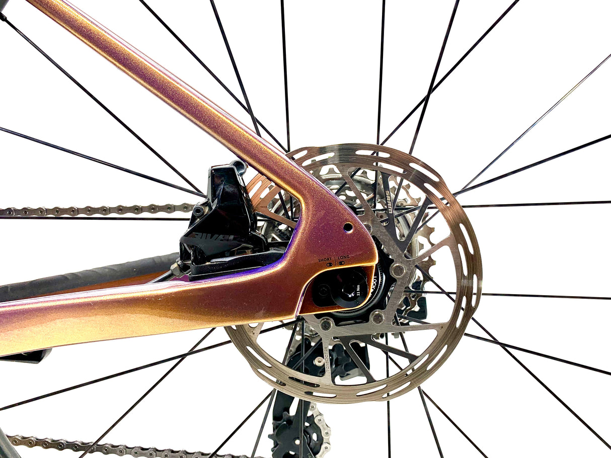 2025 Giant Revolt Advanced Pro 1 Sram Rival AXS 2X12 Size: Small (Preowned)